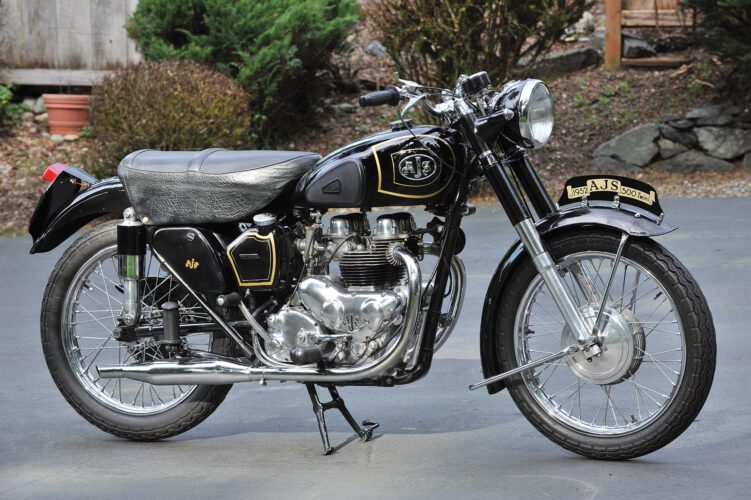 Plumstead’s Posh Parallel: 1952 AJS Model 20