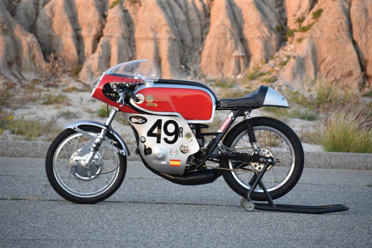 Swinging Singles: A Pair of Bultacos