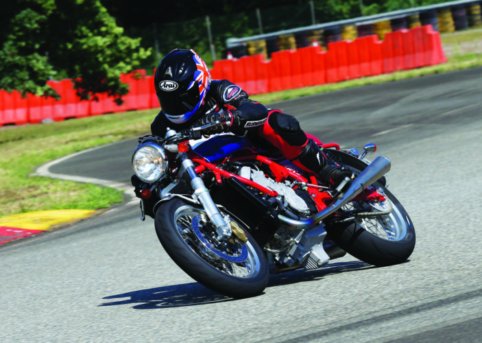 Timely Tribute: Magni MV Agusta 750S Tributo Test